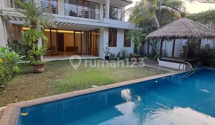 For Rent. Bright Modern House Near Kemang Dalam Area. Must see. 2