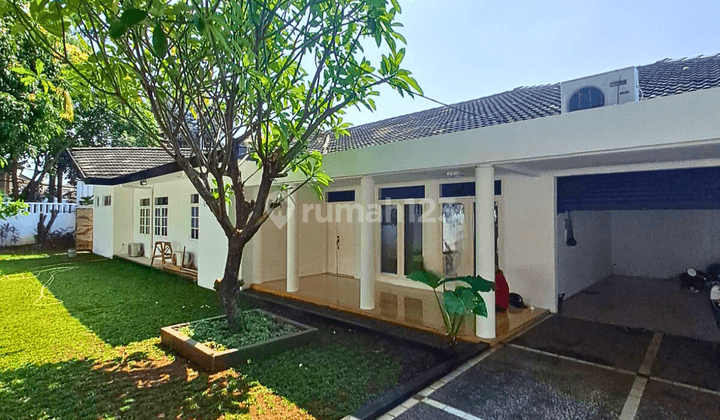 Bright And Nice 1 Level House In Kemang For Rent. Pool And Garden 1