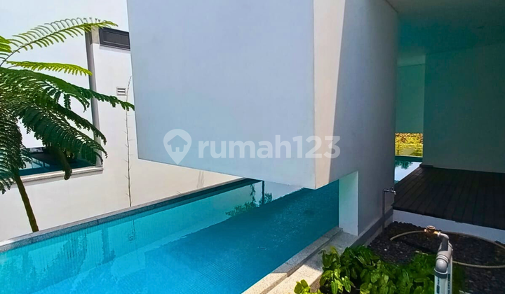 For Rent. Brand New Modern house compound on a quiet street in Ampera. Near Simatupang Toll Road. 2