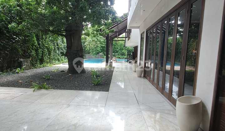 DIJUAL RUMAH MODERN - HIGH CEILING & KOLAM RENANG BESAR DIJUAL RUMAH MODERN - HIGH CEILING & KOLAM RENANG BESAR