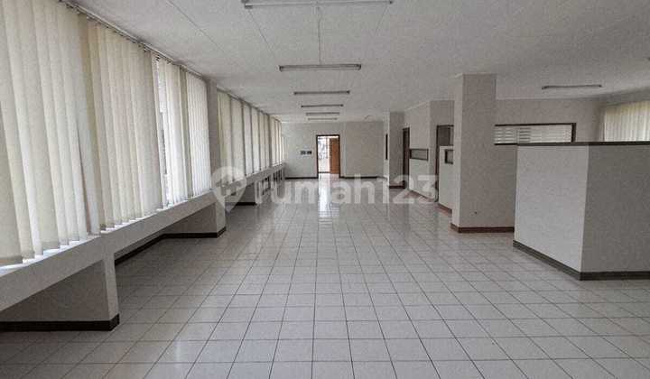 For Rent. Office Space / Shophouse Just a Step from Tendean TransJakarta Bus Stop 2