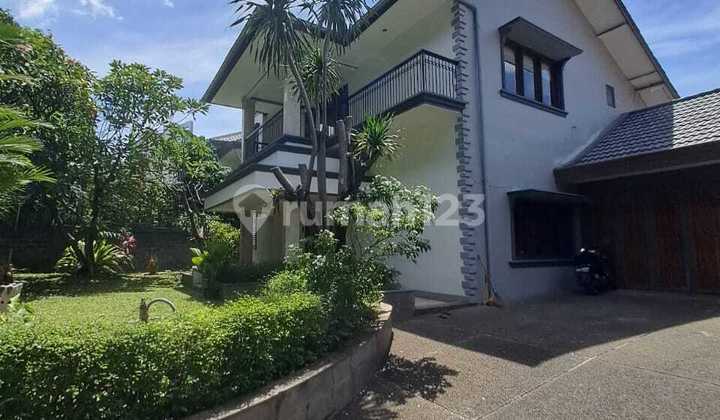 For Rent. American Classic Style House in Kebayoran Baru For Rent. American Classic Style House in Kebayoran Baru