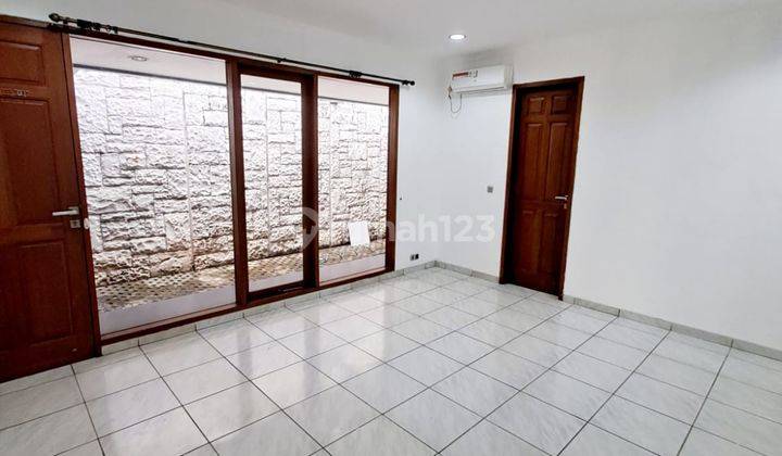 Bright House In A Quiet Area Of Kemang. Must See 2