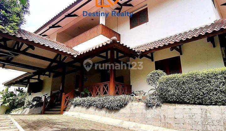 Javanese Style House With A Big Garden In Quiet Area Of Bukit Golf Pondok Indah. Must See 1