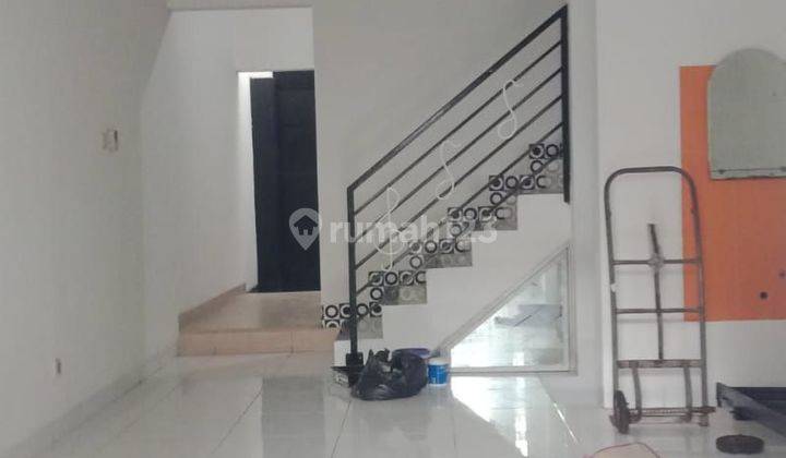 Disewakan rumah 2 lantai siap huni Griya loka Bsd city, sy 2