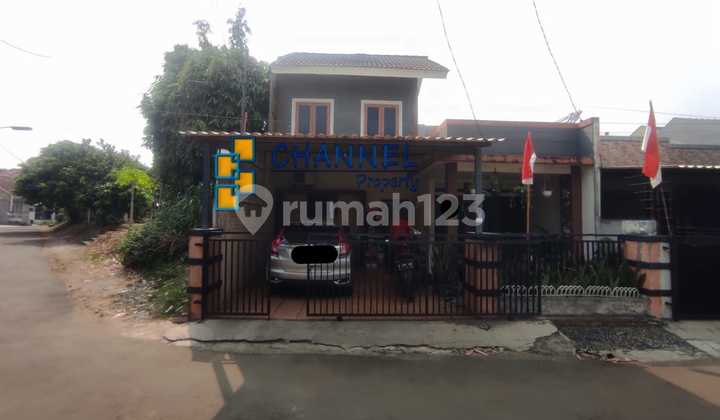Sell Ready-to-Live House, Strategic Location Near Toll and Griya Loka BSD Tangsel Station, Fl