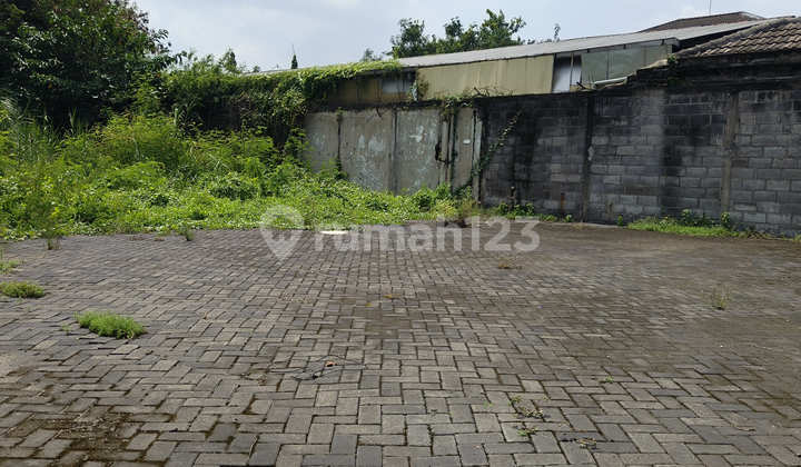 Hurry, Rent Cheap and Strategic Commercial Land on Raya Jemursari Surabaya