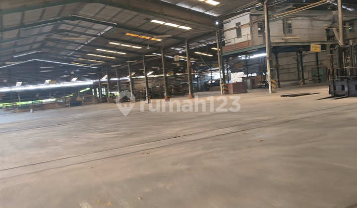 For Sale: Excellent Factory 0 on a Large and Strategic Road in Pasuruan, East Java For Sale: Excellent Factory 0 on a Large and Strategic Road in Pasuruan, East Java