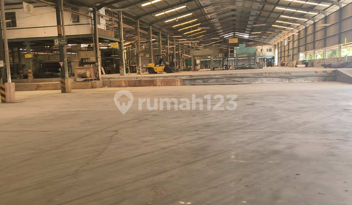 For Sale: Excellent Factory 0 on a Large and Strategic Road in Pasuruan, East Java For Sale: Excellent Factory 0 on a Large and Strategic Road in Pasuruan, East Java