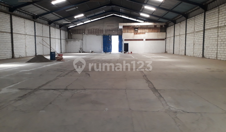 Cheap and Strategic Warehouse in Sidoarjo