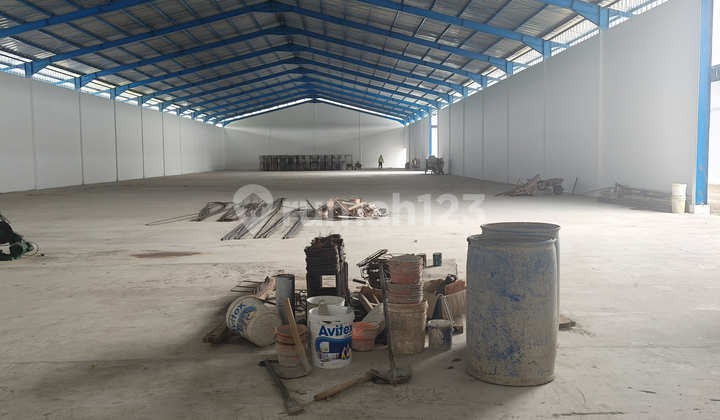 Strategic factory/warehouse in the city center of Nganjuk, East Java.