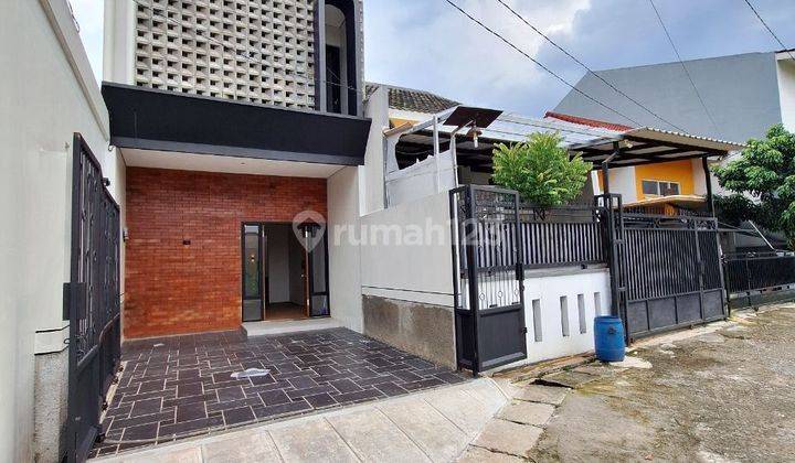 Rumah Baru 2 Lantai Dalam Perumahan Besar Dejat Stasiun Depok  2