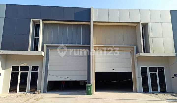DISEWAKAN GUDANG TRITONVILLE BATU CEPER 1