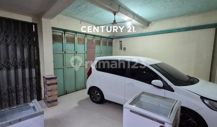 Shop House Strategic Location on Jl Lemahwungkuk, Cirebon City 2