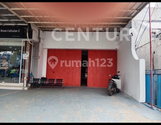 Ruko 3 Lantai Di Pinggir Jalan Tuparev Cirebon 