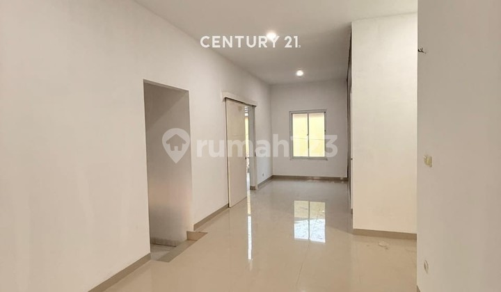 Rumah Tinggal Siap Pakai di Perumahan Grage Manoa Kuningan