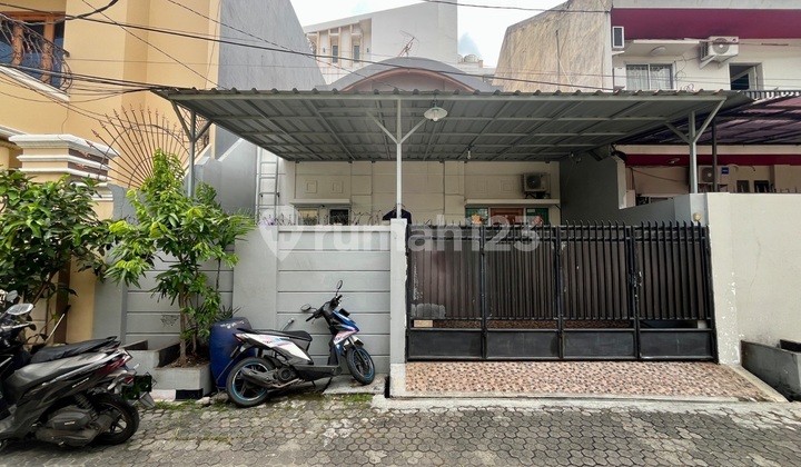 Dijual Rumah Sunter, Bagus dan Rapih, Luas 8,22X15 Meter, Kode :20769 Ad Dijual Rumah Sunter, Bagus dan Rapih, Luas 8,22X15 Meter, Kode :20769 Ad