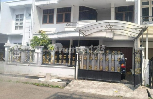 House for Sale in Sunter, Furnished, Size 10x18 Meters, Code: 20380 Dj/Ha