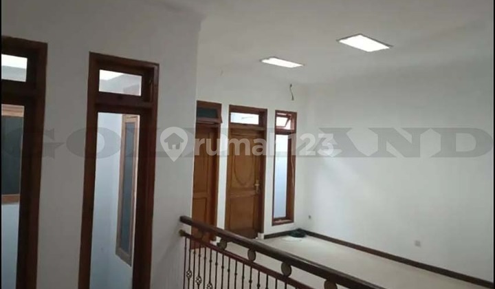   Rumah Disewa Rawamangun, Luas 90 Meter, Kode :18536 Ha 2