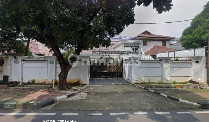 House for Sale in Menteng, Area 750 Meters, Code: 20086 Ha House for Sale in Menteng, Area 750 Meters, Code: 20086 Ha