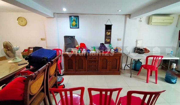 Rumah Dijual Taman Ratu, Furnish, Luas 74,25 Meter, Kode 19006 Ha 2