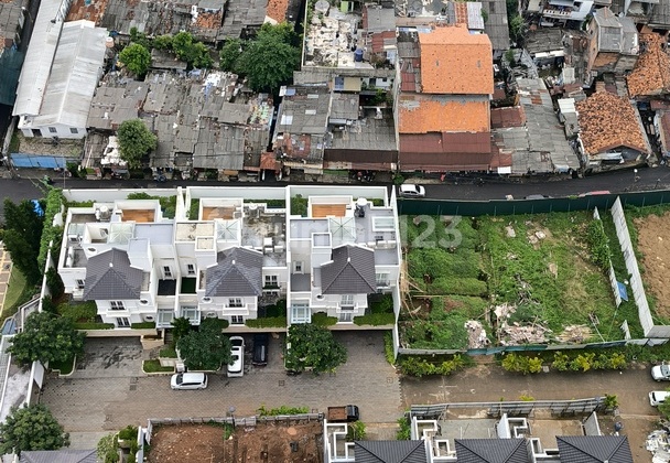 Dijual Apartment 2 BR+1 Furnished di 1 Park Avenue, Jakarta Selatan 2