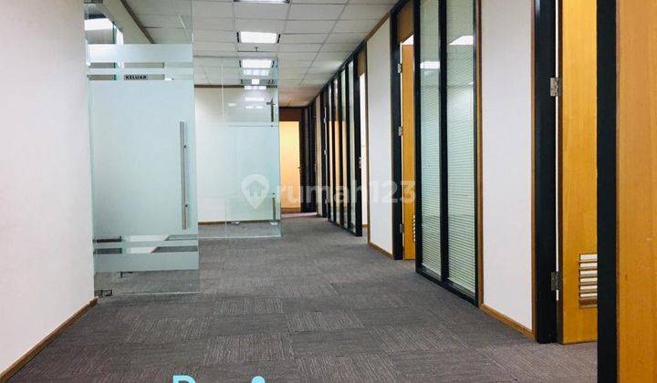 Ruang Kantor 200sqm Semi Furnish di Dea Tower Kuningan, Jakarta 1