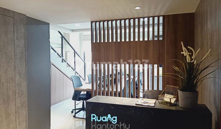 Ruang Kantor 2 Lantai 97sqm Type Soho di Soho Pancoran, Jakarta