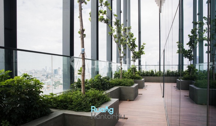 Disewa Ruang Kantor 62 Sqm Commerial di Wisma Barito Pacific di Jakarta 