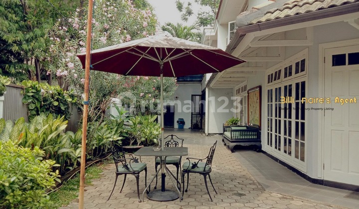 Dijual Rumah 2 Lantai Contemporer di Cipete, Jakarta Selatan