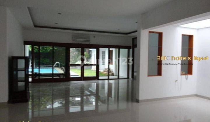 Rumah 1 Lantai Luas Dan Private Pool di Kemang, Jakarta Selatan 2