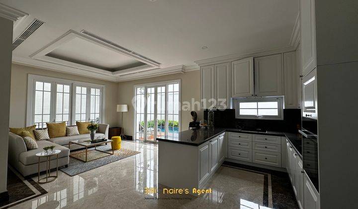 Rumah 3 Lantai Private Lift Pool di 1 Park Homes, Gandaria 2