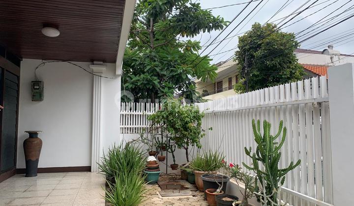 Rumah 2 Lantai Plus Roof Top Strategis di Kwitang Jakarta Pusat 1