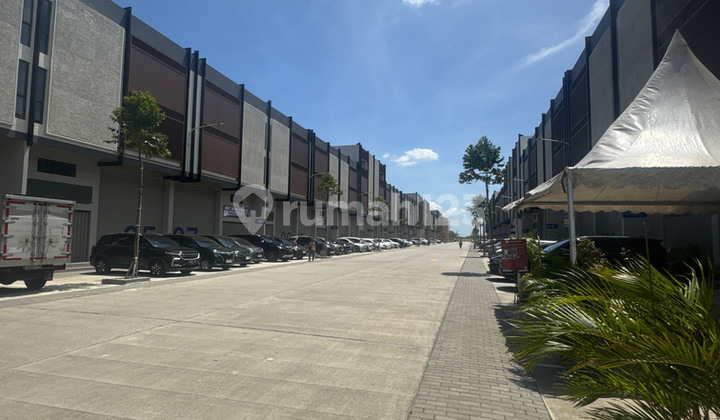 For Rent 3 In 1 Special Warehouse at Starhub Tangerang, Banten For Rent 3 In 1 Special Warehouse at Starhub Tangerang, Banten
