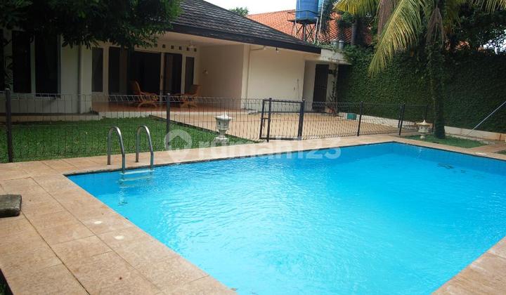 For Rent Charming 4-Bedroom House in Kemang Dalam, South Jakarta 2