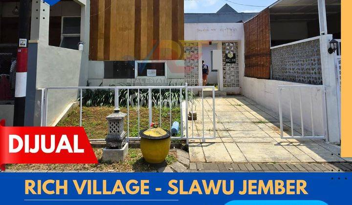 Rumah Modern Di Rich Village Slawu Jember 1