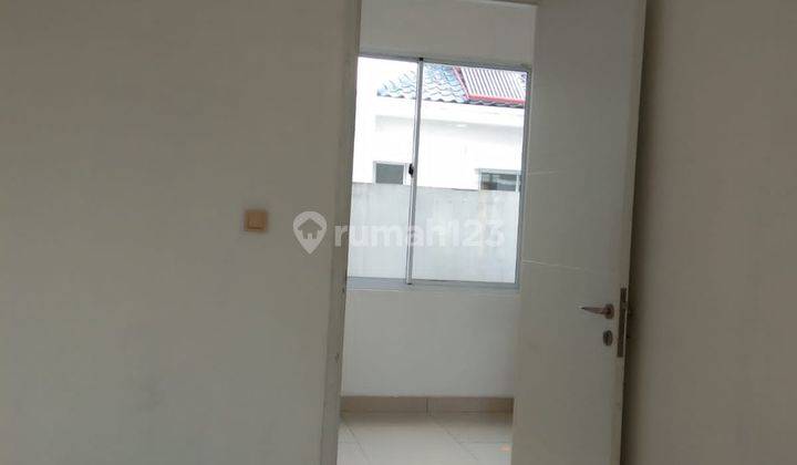 Disewakan Murah Rumah Green Lake City Cluster Amerika 6