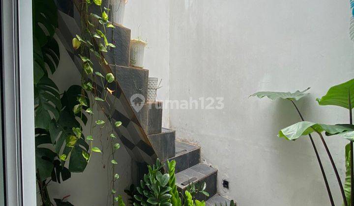 Turun Harga Rumah Terbagus Riviera Puri 8x15 Semi Furnish 2