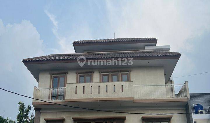 Turun Harga Rumah Bagus Taman Villa Meruya Lantai Marmer 1