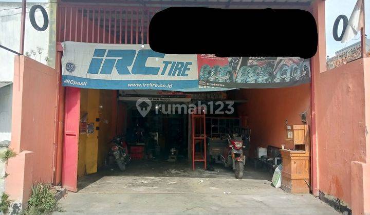 Ruko 2 lantai, lokasi ramai, di sayap Kiaracondong  3