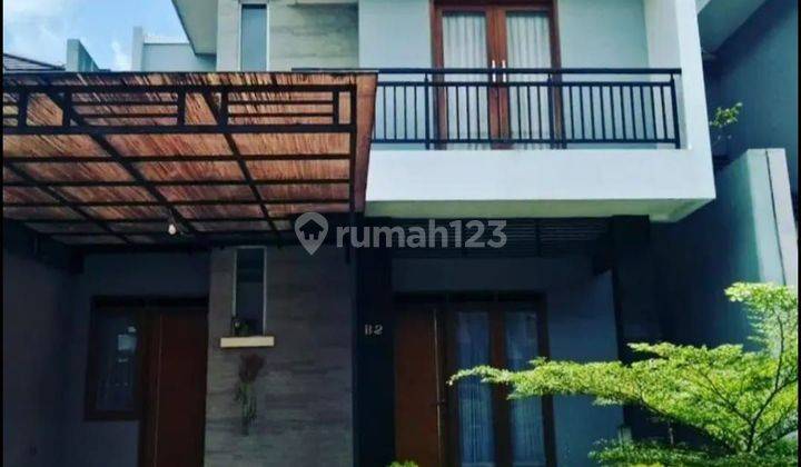 Rumah Bagus 2 lantai, furnish di Cikutra Indah  1