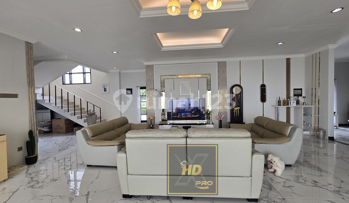 Rumah Lux di Geger Kalong 2 Lantai Bandung Utara