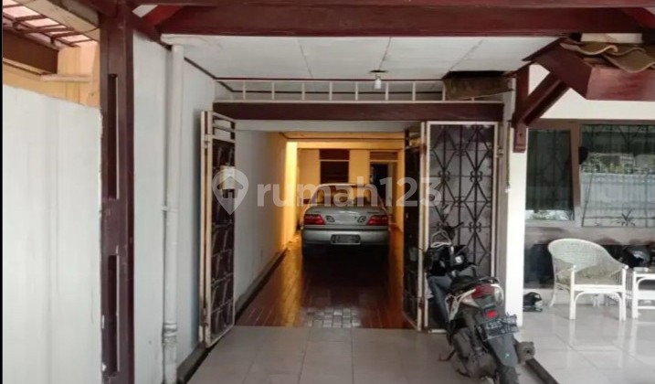 Old 1-Story House in Turangga Buahbatu 2