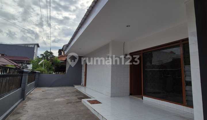 Rumah di Turangga 1 Lantai Siap Huni Sewa Murah