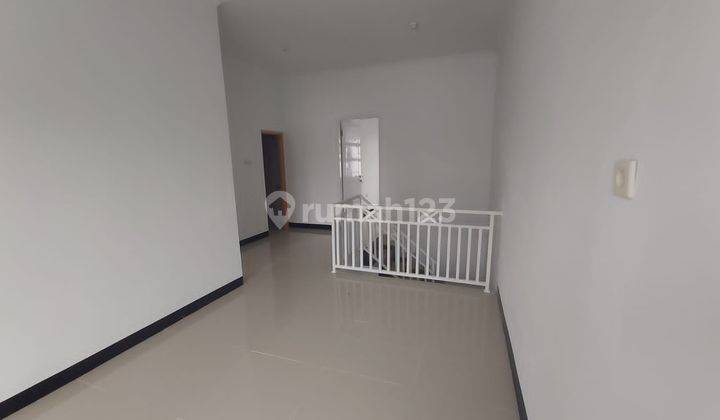 Rumah 2 Lantai Minimalis Modern di Antapani Bandung 2