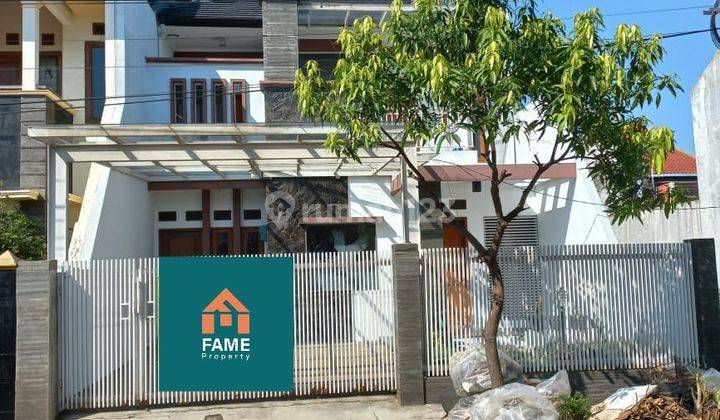 Rumah 2 Lantai Minimalis Modern Siap Huni di Antapani, Bandung 1