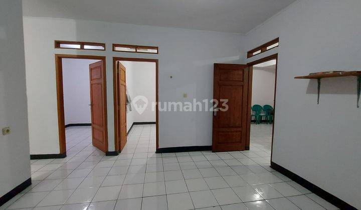 Rumah 2 Lantai Siap Huni & Bersih di Antapani Bandung 11