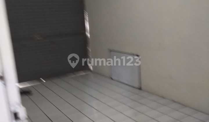Rumah Tengah Kota Siap Huni di Gatot Subroto Bandung 6