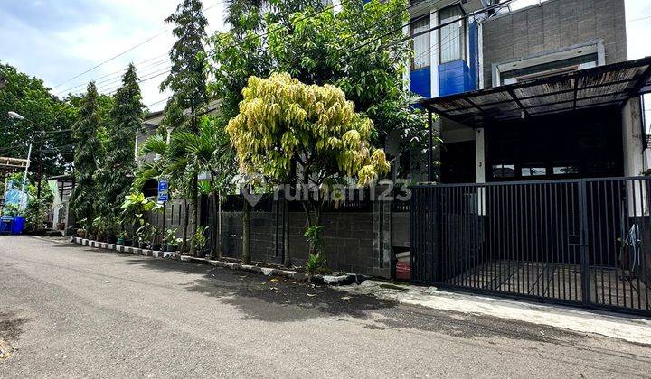 Rumah 2,5 Lantai Minimalis Modern Siap Huni di Pasirluyu BKR 2