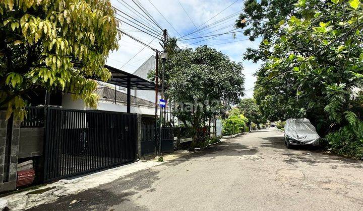 Rumah 2,5 Lantai Minimalis Modern Siap Huni di Pasirluyu BKR 3